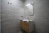 /properties/images/listing_photos/3699_Bathroom  (2)_1814x1210.jpg